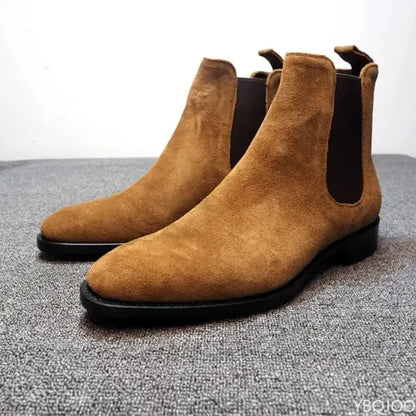 Bottines Suédées pour un Look Sobre